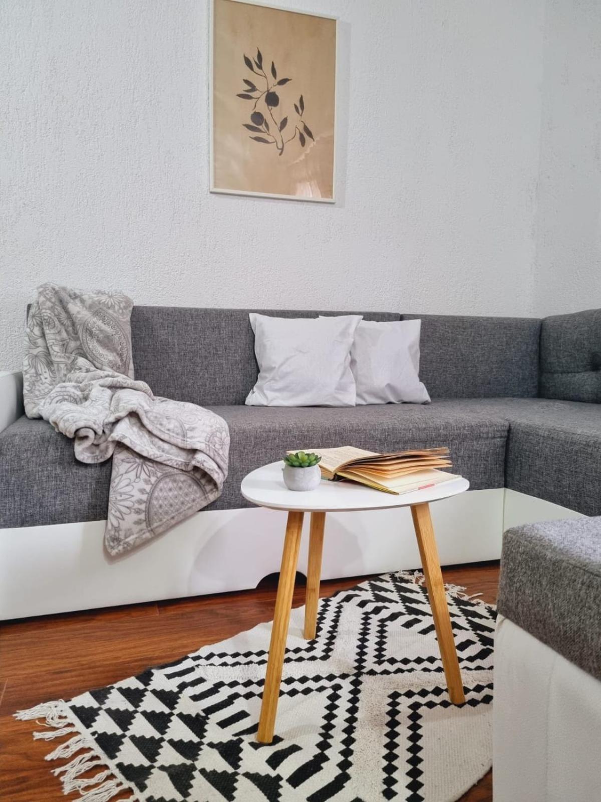 Apartmani 'Cvit' Карлобаг Экстерьер фото